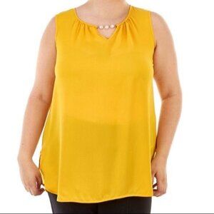 Sami & Jo NWT Plus Size 2X Golden Yellow Sleeveless Blouse W/ Pearl neck Detail